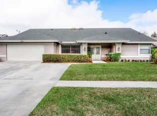 13809 Barberry Dr, Wellington, FL 33414