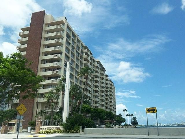 1st image of 2121 N Bayshore Dr APT 807