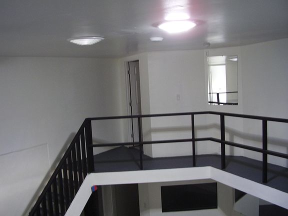 5th image of 4151 S Main St #Y