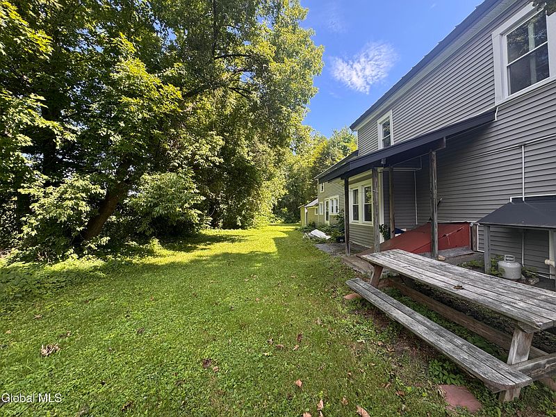 5th image of 74 Amherst Street