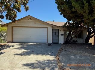 18490 Carlwyn Dr, Castro Valley, CA 94546