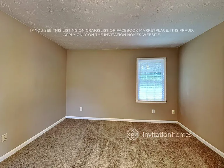 3215 Revere Cir — Photo 14