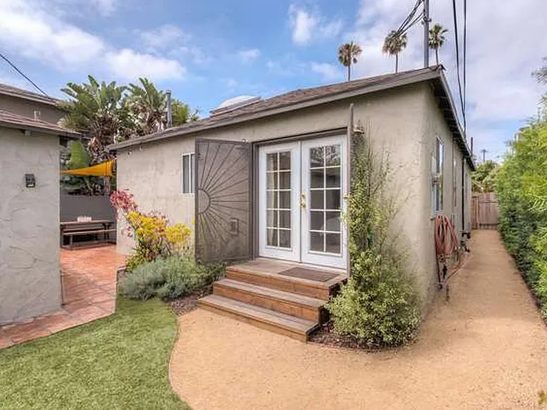 3606 Veteran Ave — Photo 17
