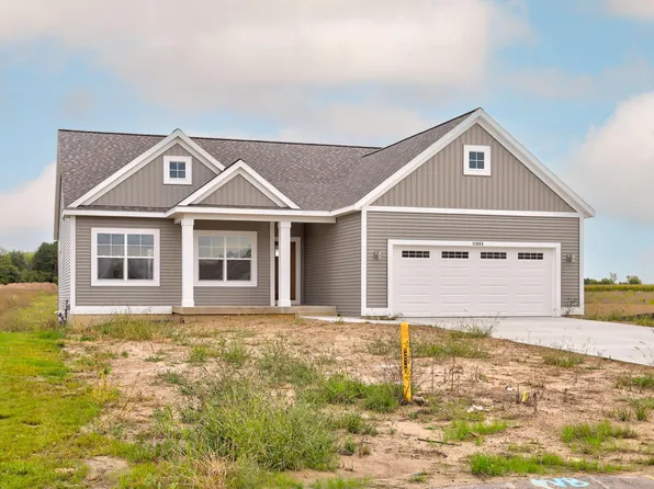 11665 Cherrybud Dr, Holland, MI 49424