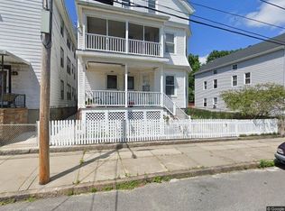 592 Walnut St, Fall River, MA 02720