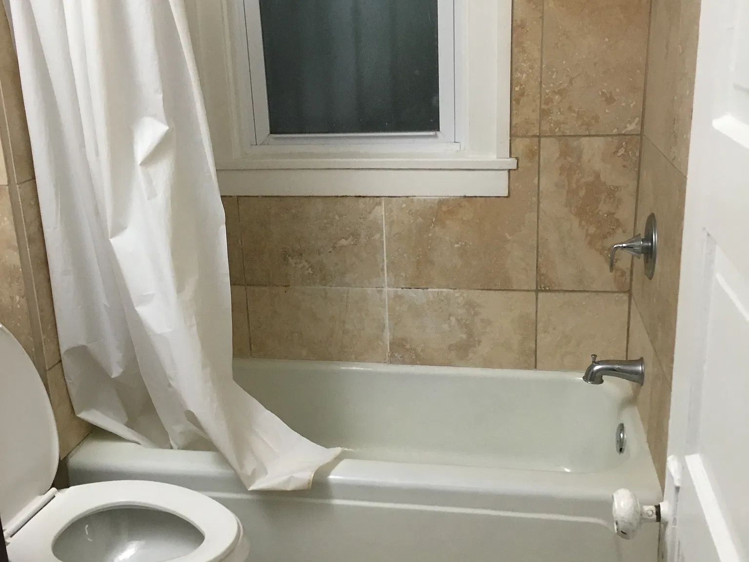 2 bed, 900 sqft, $1,195 — Photo 3