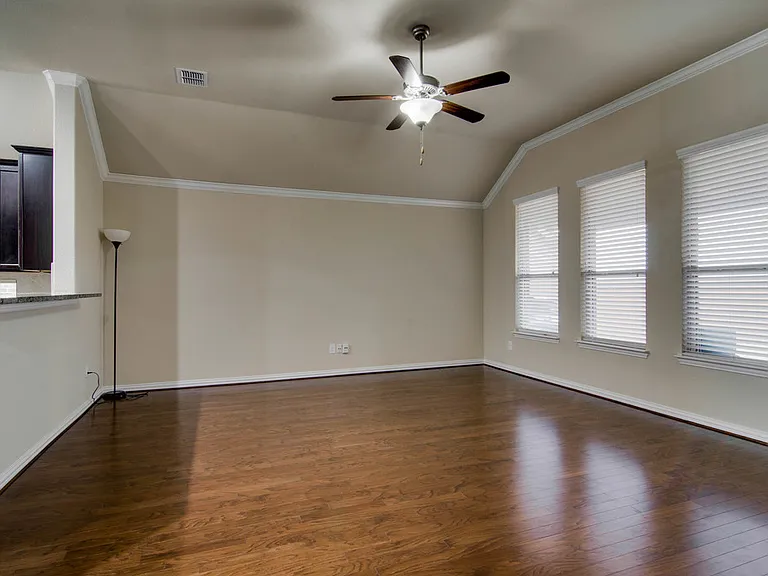 16221 Stillhouse Hollow Ct — Photo 7