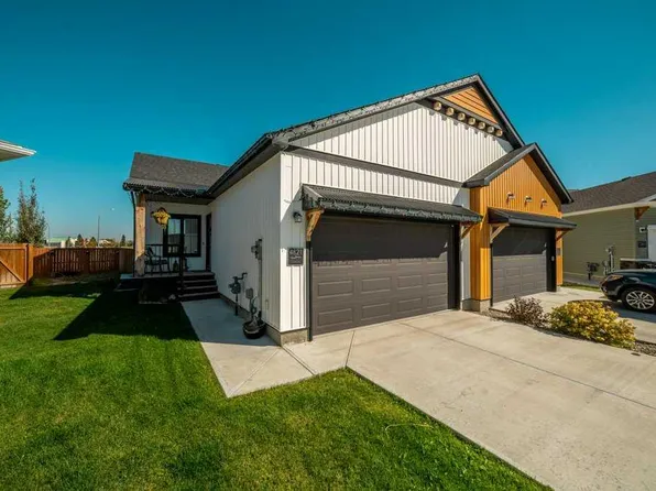 4621 W 26th Ave S, Lethbridge, AB T1K 8K4