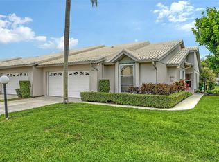 5366 Christie Ann Pl #19, Sarasota, FL 34233