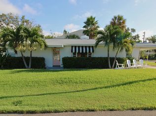 16101 1st St E, Redington Beach, FL 33708