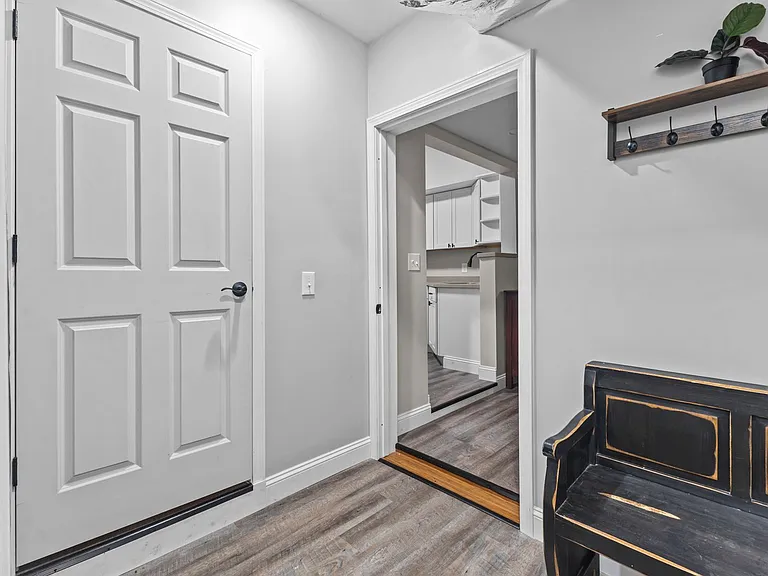 128 Grand Ave — Photo 17