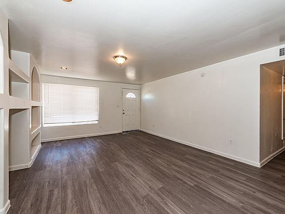 5th image of 2230 N 62nd Ave