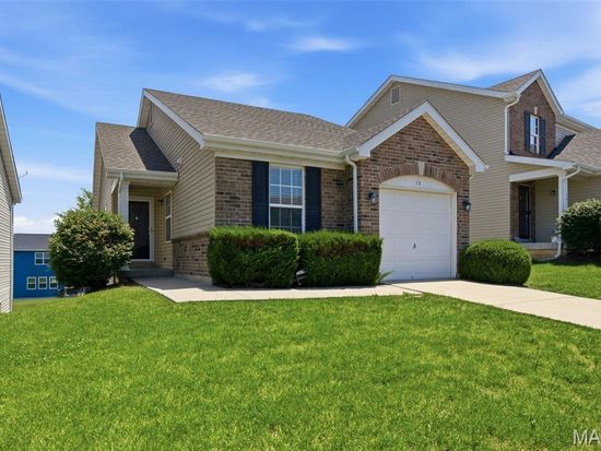 12 Brushy Brook Ct, O'Fallon, MO 63366
