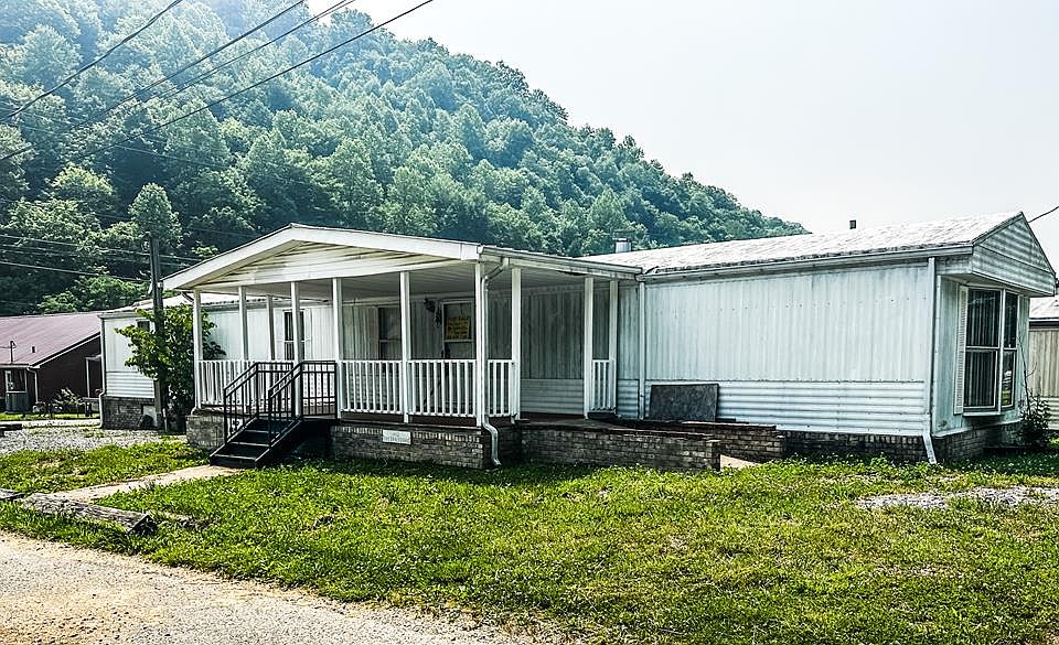 881 Route 680, Betsy Layne, KY 41605 MLS 118699 Zillow
