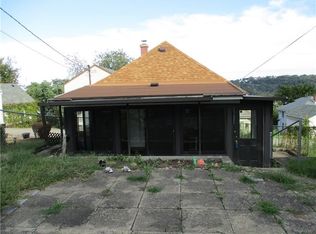 18 Goldstrom Ave, Dravosburg, PA