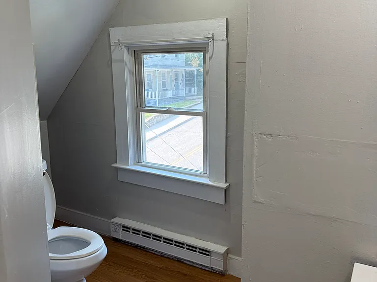 13 Spring St #3 — Photo 4