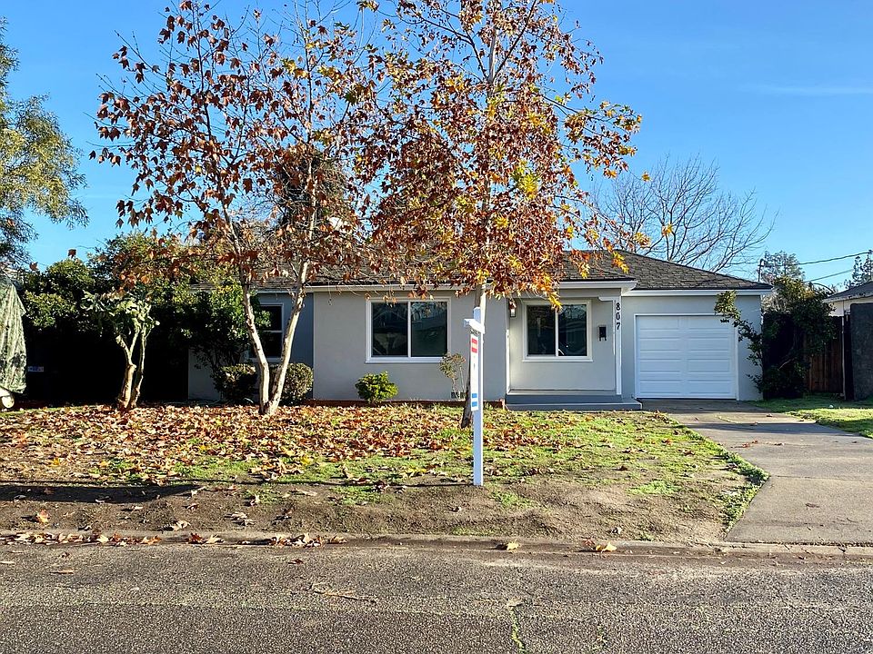 1st image of 807 S Minaret Ave