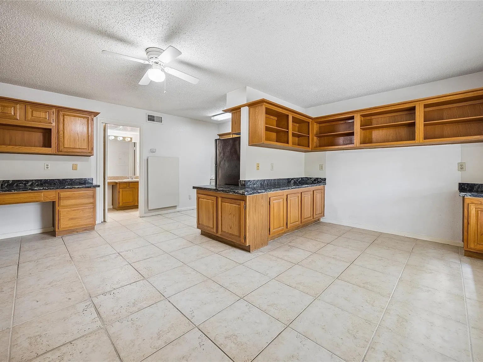 1 bed, 1.0 bath, 480 sqft, $950 — Photo 4