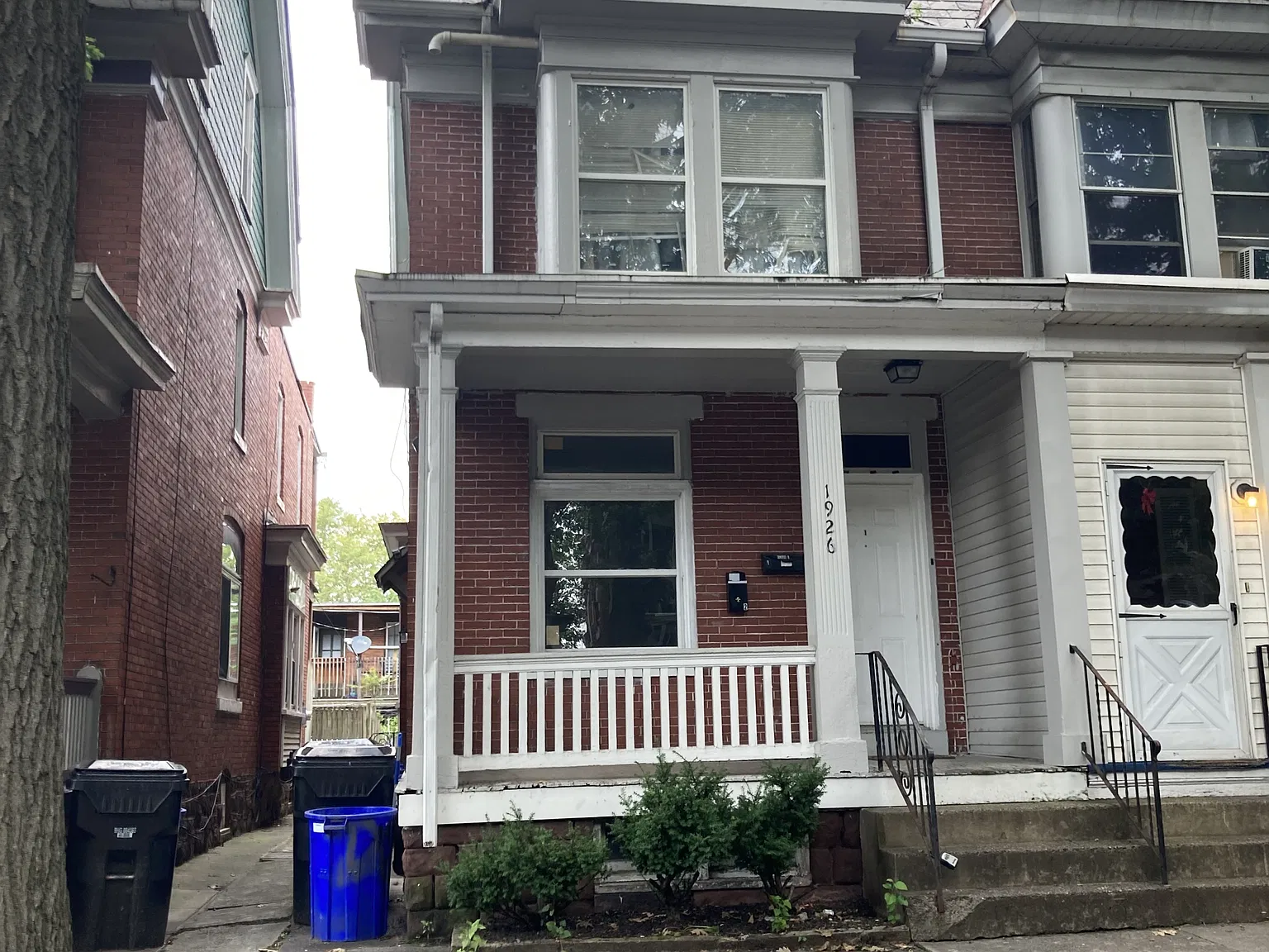 1926 Chestnut Street - 2 — Photo 1