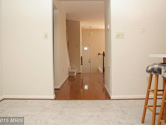 4th image of 9625 Franklin Woods Pl
