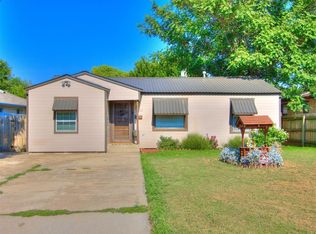1017 S Miles Ave, El Reno, OK 73036