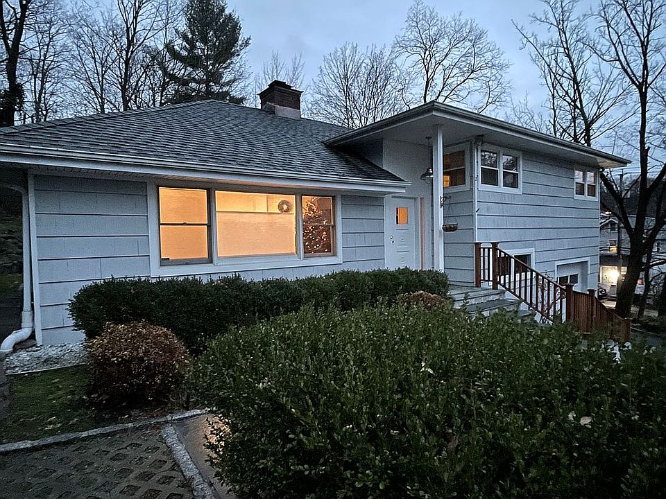 2nd image of 2 Quarry Ln