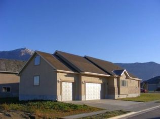 1024 W 3000 N, Ogden, UT 84414