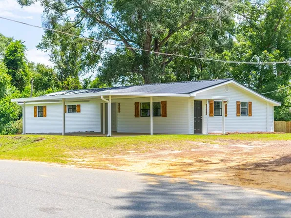 4023 Maple Rd, Blackshear, GA 31516