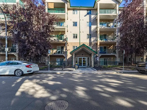 11325 83rd St NW #316, Edmonton, AB T5B 4W5