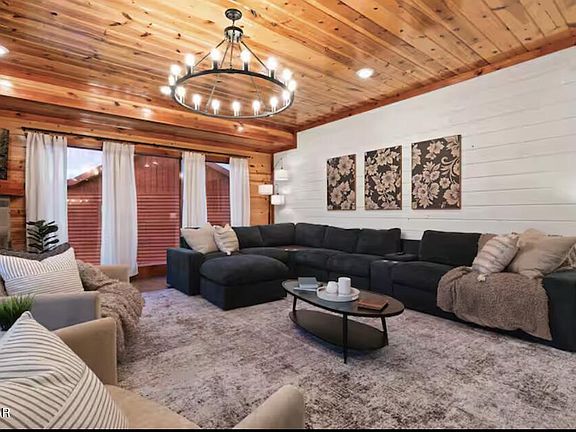 3rd image of 3328 Smoky Ridge Way
