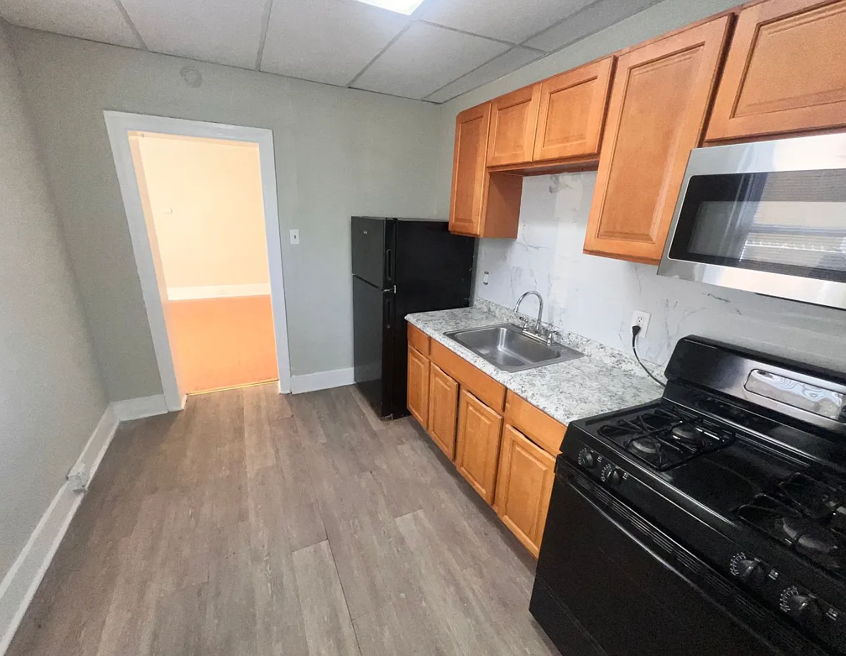 5502 Westminster Avenue - 1 — Photo 2