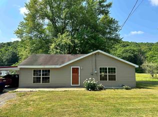 6410 Greenbrier Rd, Salem, WV 26426