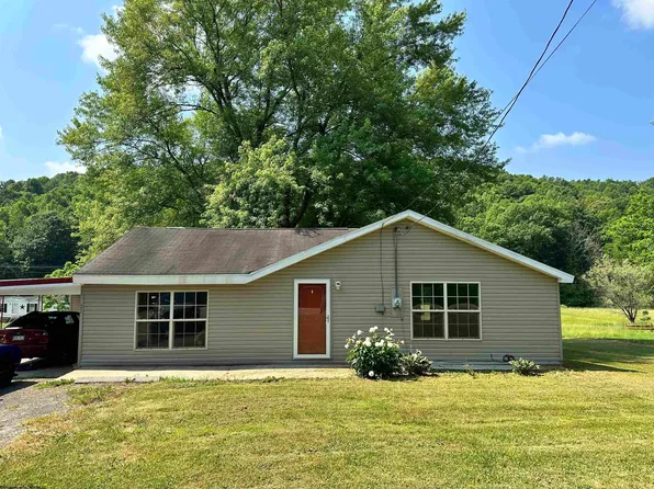 6410 Greenbrier Rd, Salem, WV 26426