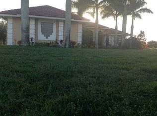 3595 Middleburg Dr, Wellington, FL 33414