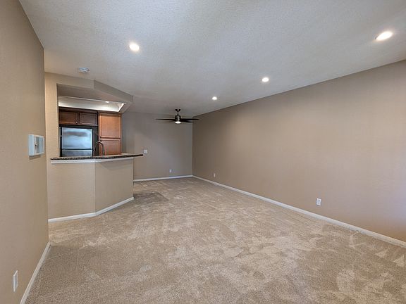 4th image of 12530 Carmel Creek Rd Unit 130