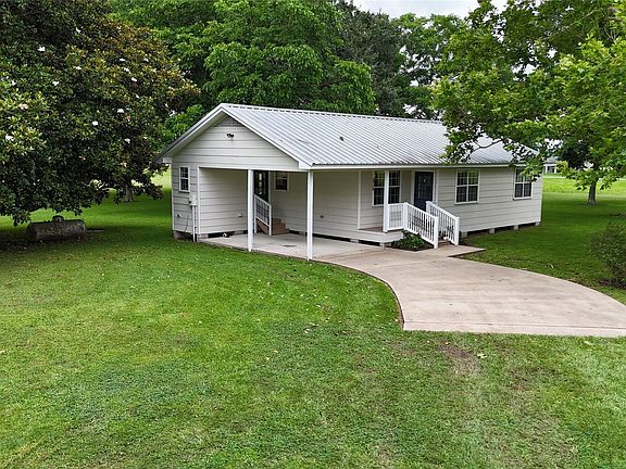 2nd image of 2710 County Road 2274