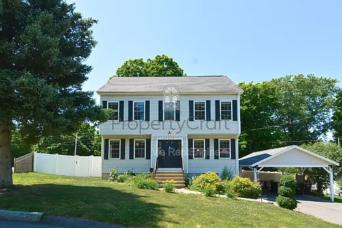 6 Meeting House Ln Photo 1