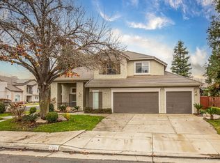 1361 Birch Ave, Clovis, CA 93611