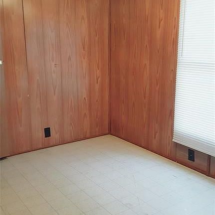 5th image of 401 S Woodson St APT 2