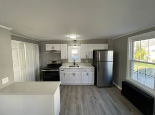 131 Center St #3, Lee, MA 01238