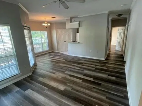 7800 Point Meadows Dr APT 411, Jacksonville, FL 32256