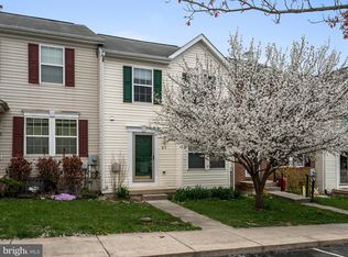 97 Lombard Ln, Bunker Hill, WV 25413