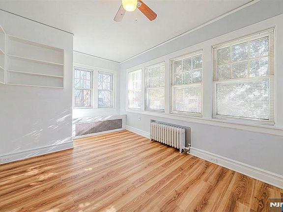 3rd image of 351 Closter Dock Rd