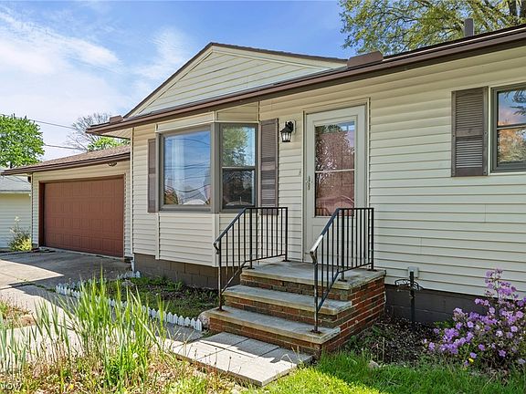 3rd image of 1625 Andrea Dr