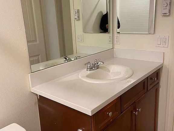 4th image of 15597 Pumpkin Pl Suite 1
