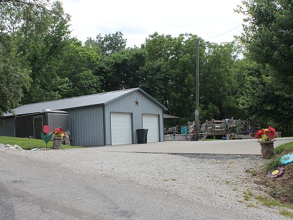 4th image of 1462 303rd St