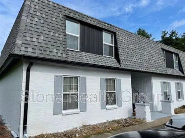245 N Kibby St #23, Clinton, IN 47842
