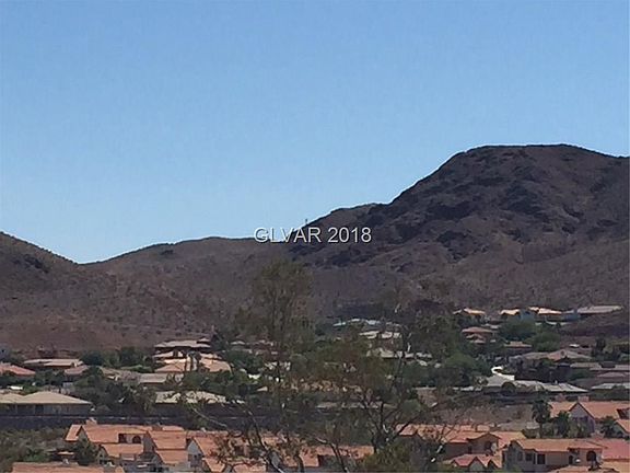 4th image of 513 Dee Cir