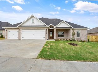 1108 Bacon Dr, Pea Ridge, AR 72751