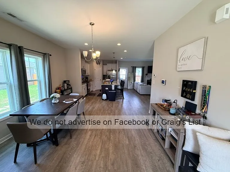 2350 Spinning Wheel Rd — Photo 2